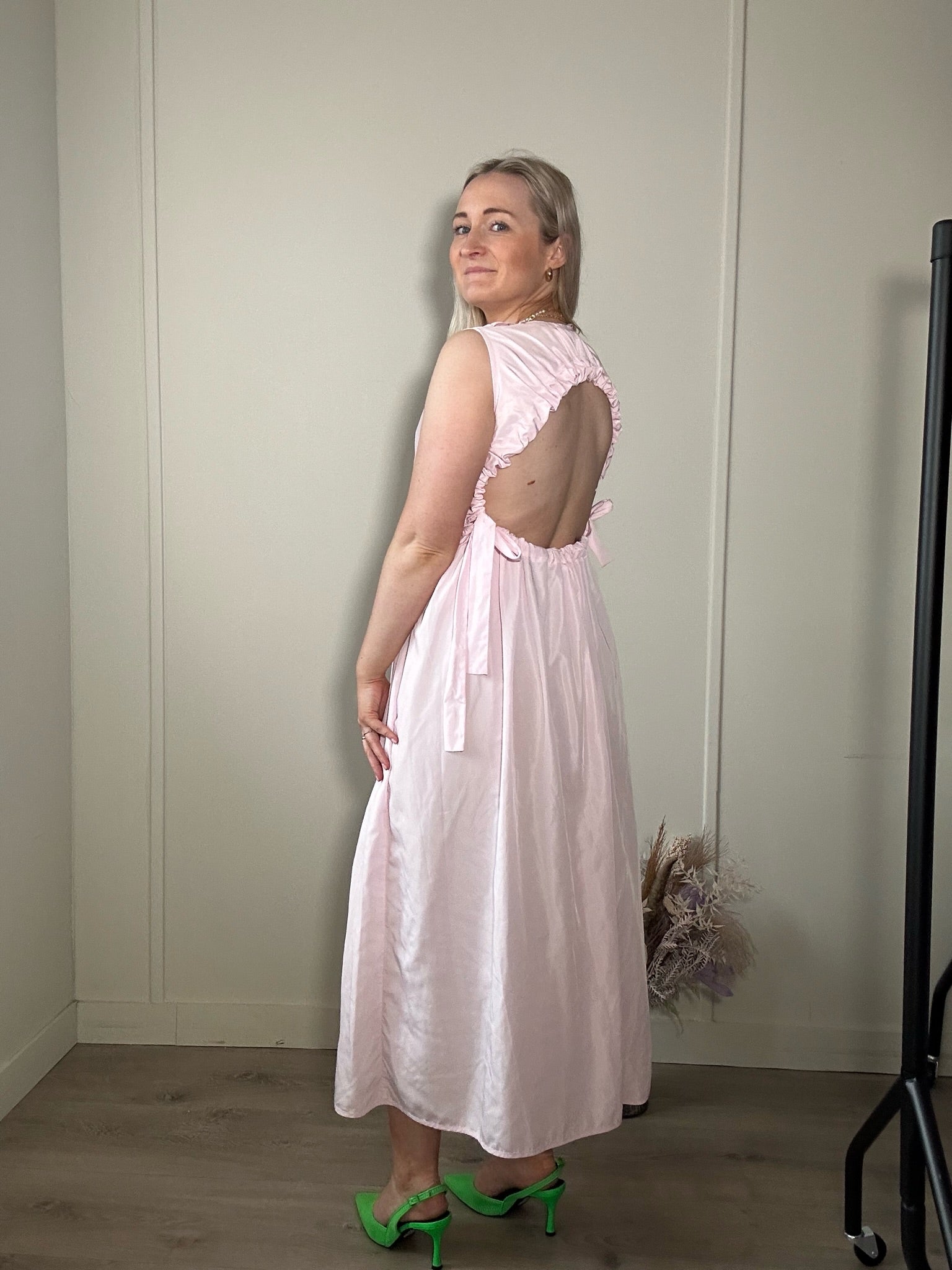 Hennie Dress