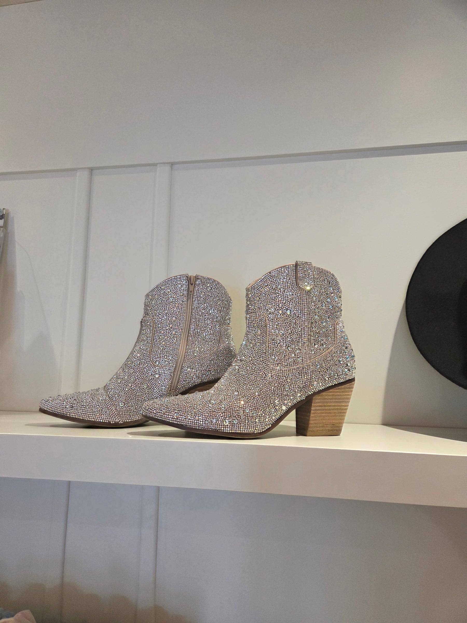 Silver Boots, size 7/8