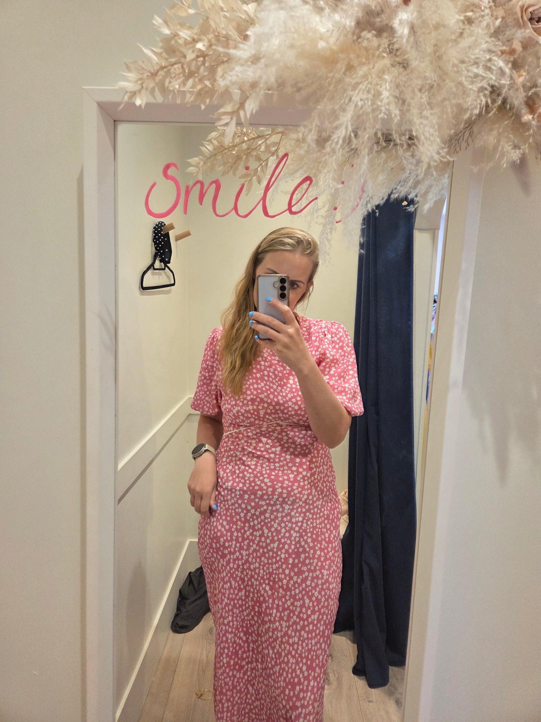 Nancy Pink Pattern