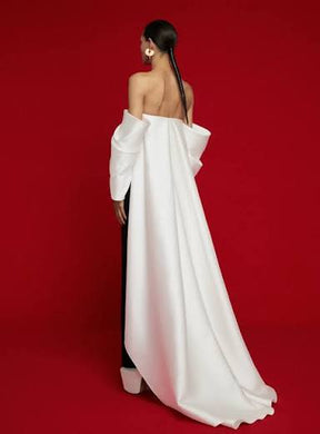 Kyla Blace and White