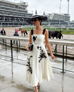 Black and White Camilla