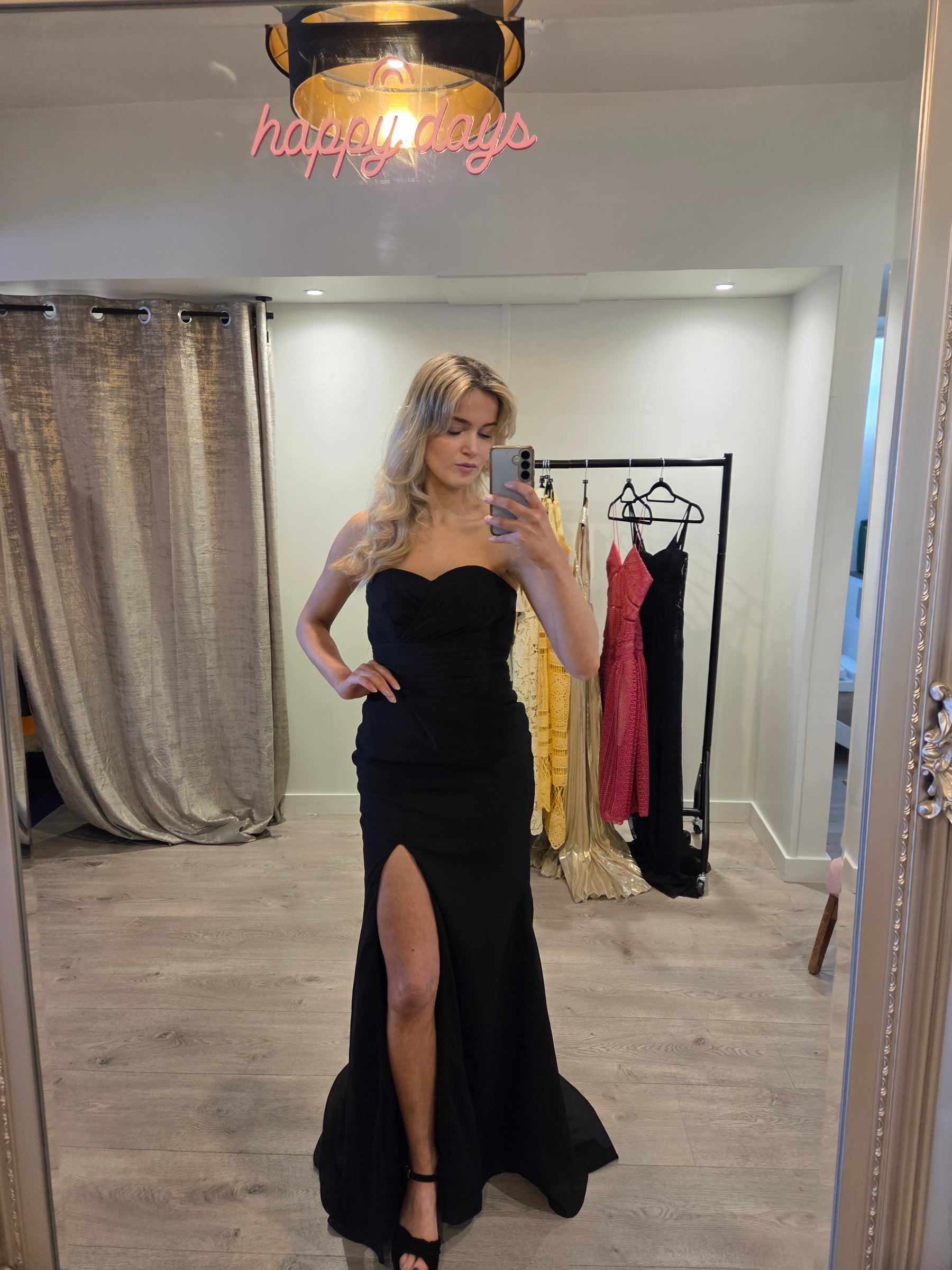 Black Maxi Valentina